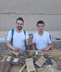 Immersive Cultural Experience with Local Craftsmen